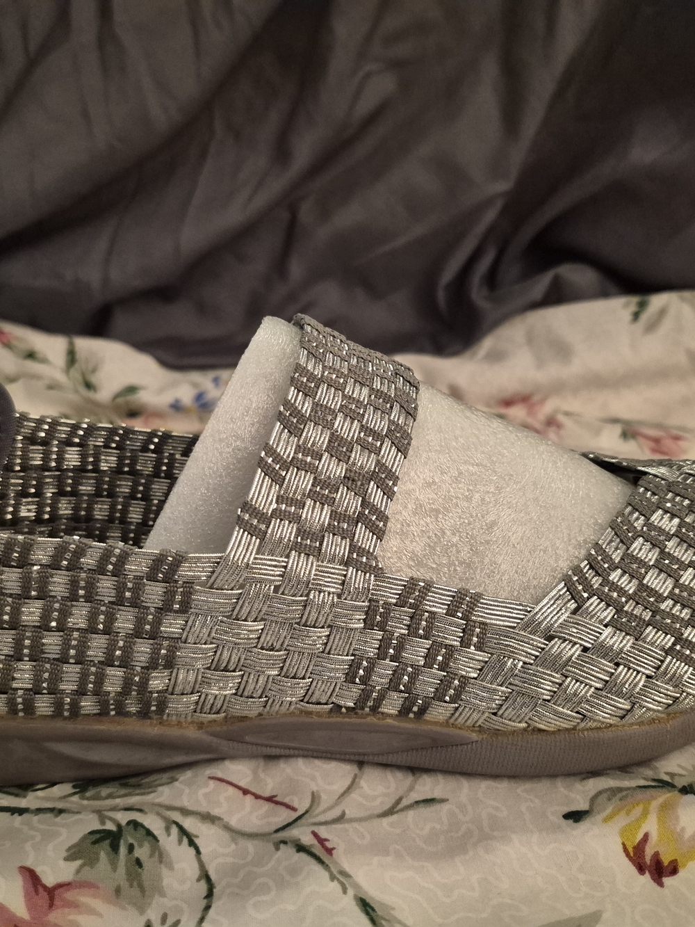 Bernie Mev New York Metallic Woven Comfort Flats Silver Gray Shoes EU 38 NWOT - Picture 4 of 7
